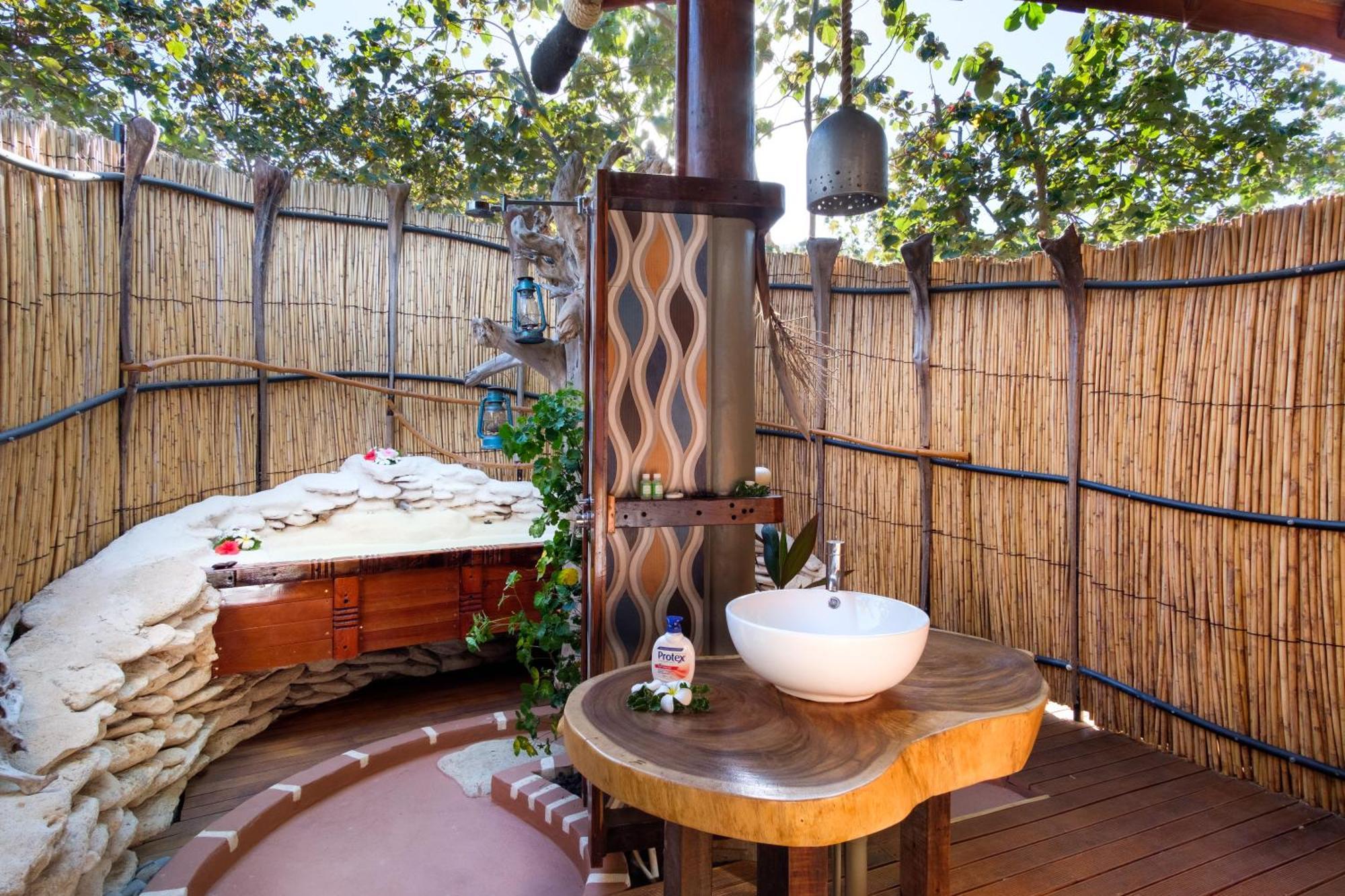 Barefoot Kuata Island Resort المظهر الخارجي الصورة