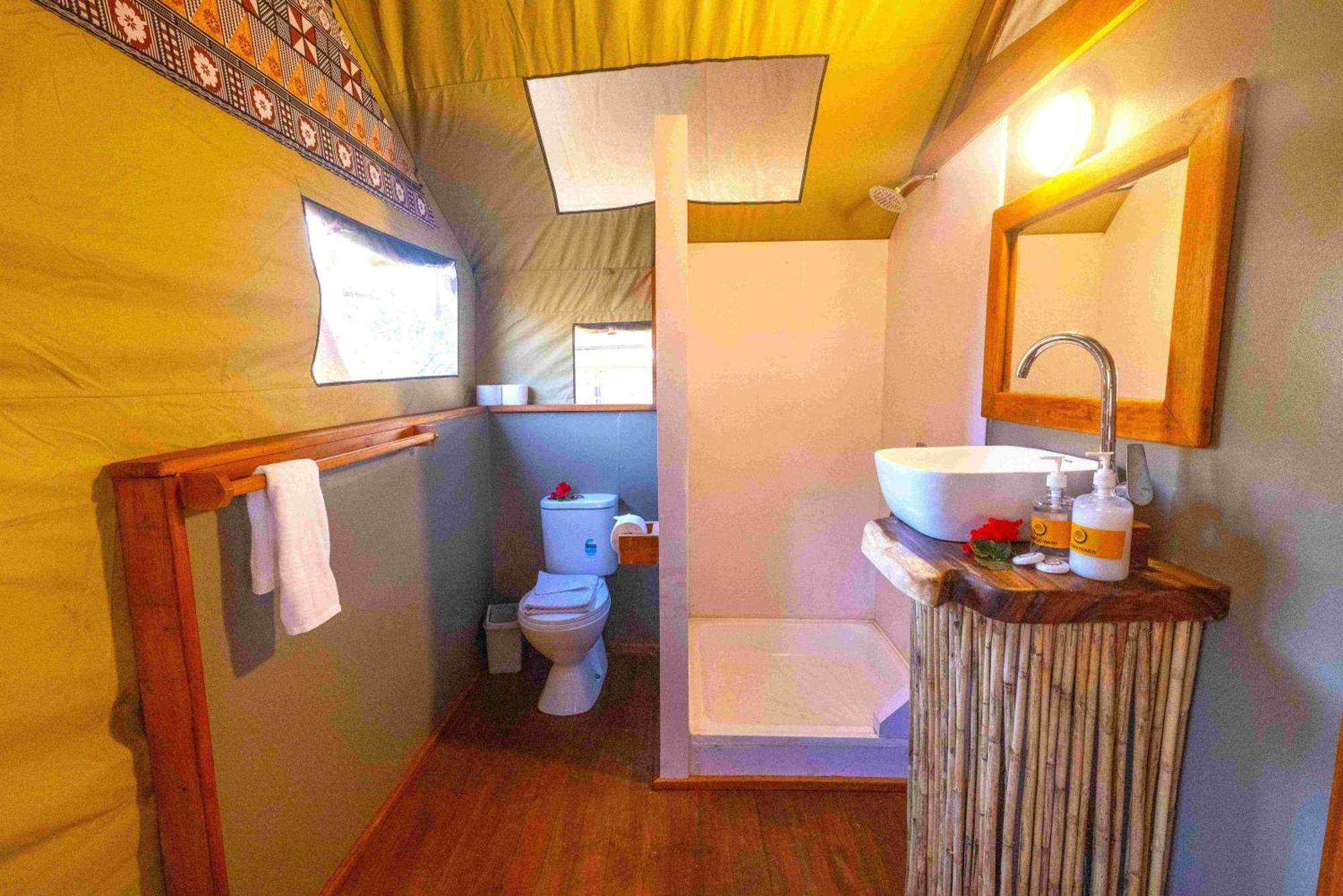 Barefoot Kuata Island Resort المظهر الخارجي الصورة